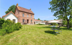 Beautiful Home In Fressin With Kitchen